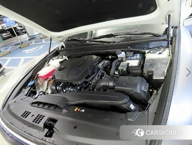 Hyundai Grandeur (GN7) id 4264244 из Кореи 10