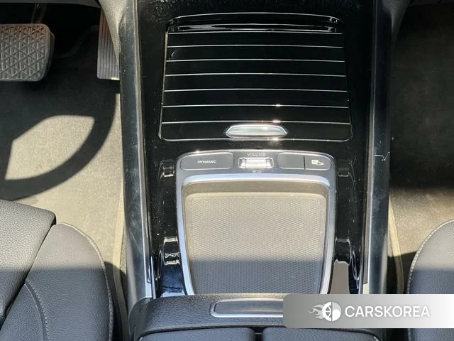 Mercedes-Benz GLA id 4261387 из Китая 10