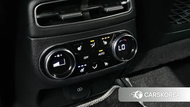 Genesis GV70 id 4388933 из Кореи 10