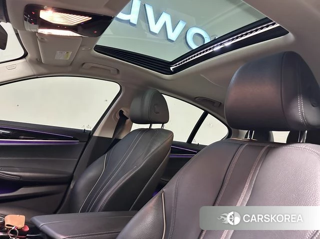 BMW 5 Series (G30) id 4233086 из Кореи 10