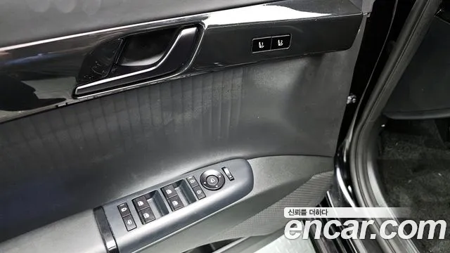 Hyundai Grandeur (GN7) id 2456591 из Кореи 10