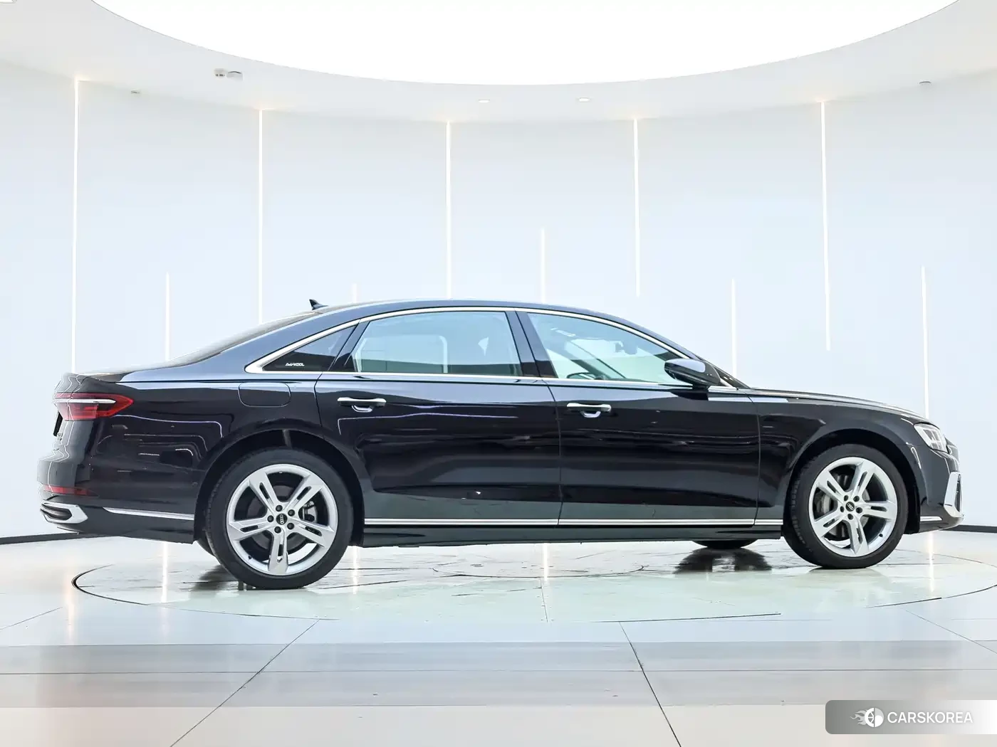 Audi A8 id 4599648 из Китая 10