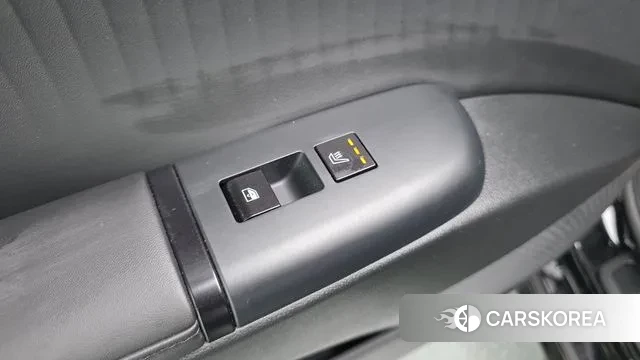 Hyundai Grandeur (GN7) id 3415736 из Кореи 10