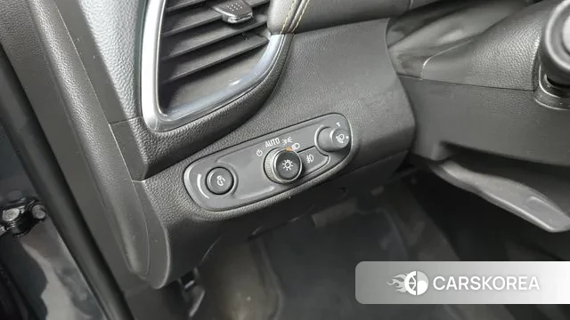 Chevrolet (GM Daewoo) The New Trax id 3008808 из Кореи 10