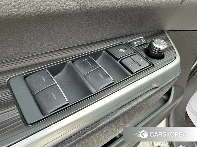 Toyota Saina id 4272897 из Китая 10