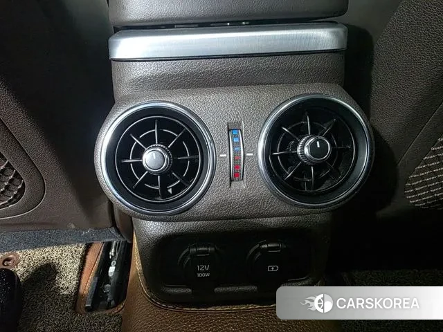 Kia Stinger id 3709328 из Кореи 10