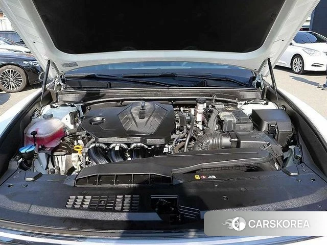 Hyundai Grandeur (GN7) id 3826432 из Кореи 10
