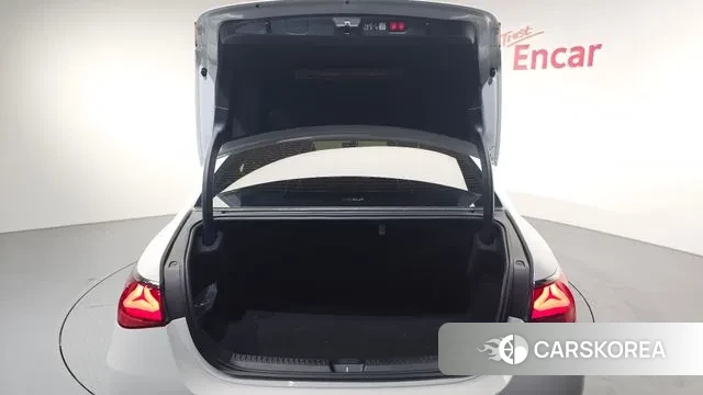 Mercedes-Benz E-Class W214 id 3585661 из Кореи 10