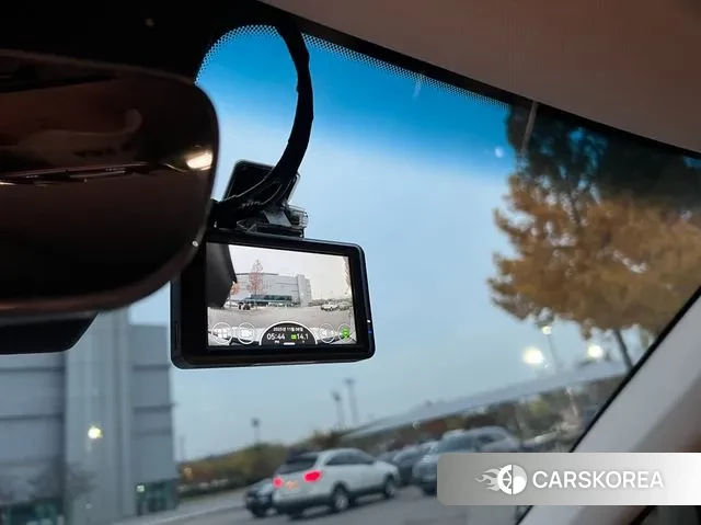 Genesis GV70 id 3379101 из Кореи 10