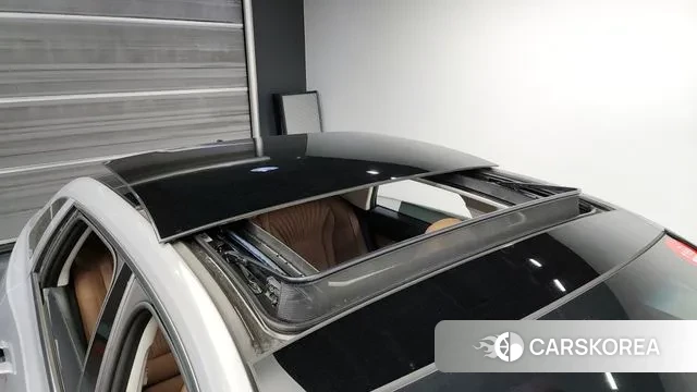 Hyundai Grandeur (GN7) id 3212738 из Кореи 10