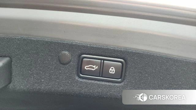 Hyundai The New Grandeur IG Hybrid id 4338379 из Кореи 10
