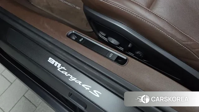 Porsche 911(992) id 3262703 из Кореи 10