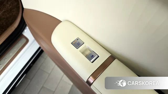 Hyundai Grandeur Hybrid (GN7) id 3026881 из Кореи 10