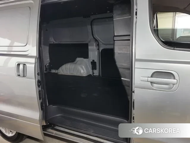 Hyundai The New Grand Starex id 2714618 из Кореи 10