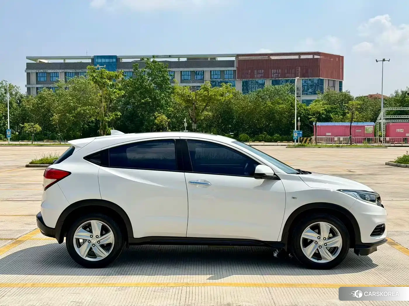 Honda Vezel id 4654538 из Китая 10