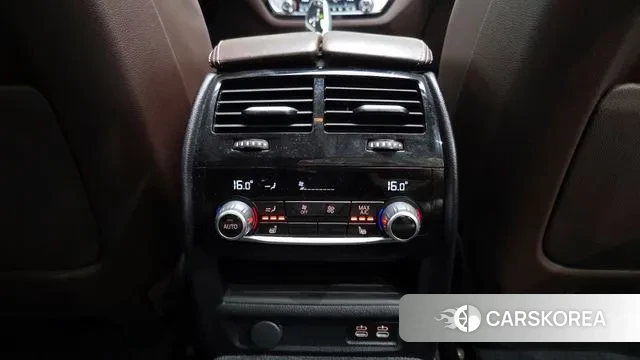 BMW 5 Series (G30) id 3042912 из Кореи 10