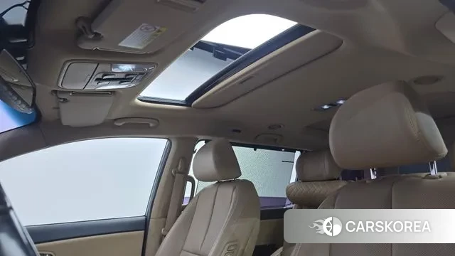 Kia The New Carnival id 3336558 из Кореи 10