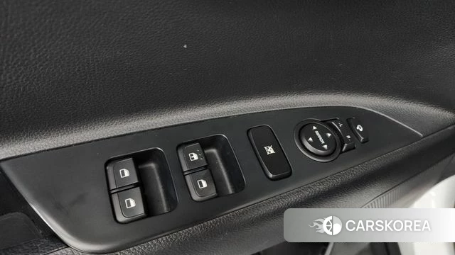 Kia Stonic id 4882523 из Кореи 10