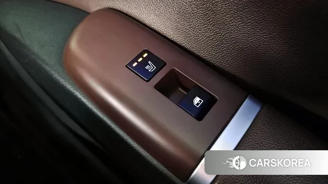 Hyundai Grandeur (GN7) id 3586160 из Кореи 10