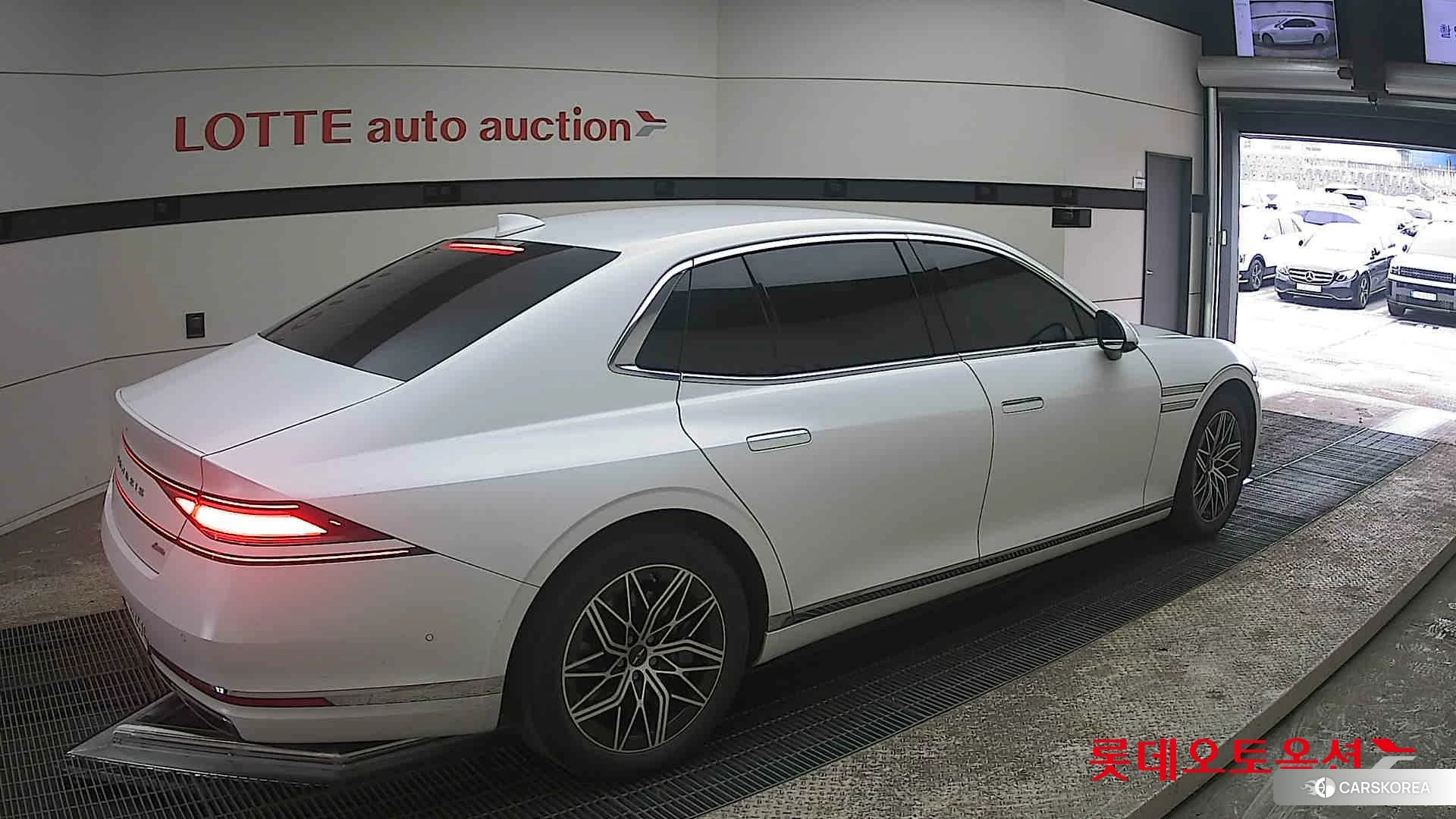 Hyundai G90 id 3869309 из Кореи 10