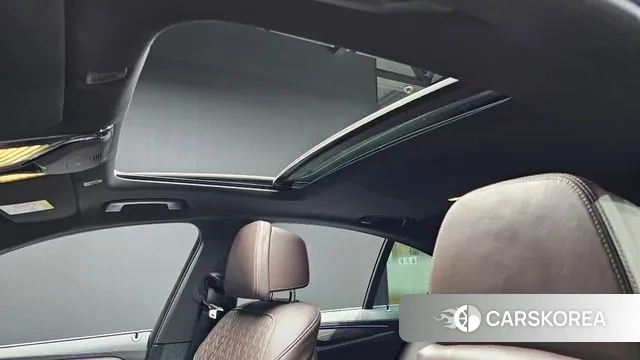 BMW 5 Series (G30) id 3412362 из Кореи 10