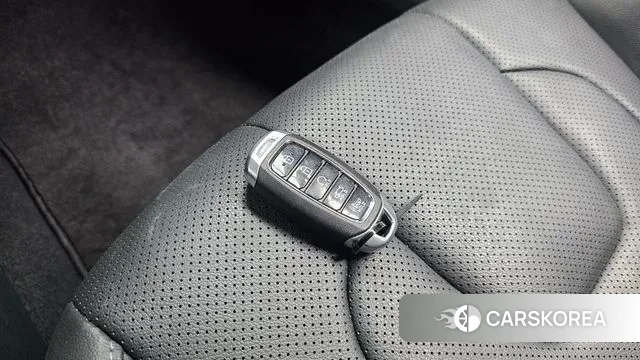 Hyundai Avante Hybrid (CN7) id 3513066 из Кореи 10