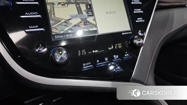 Toyota Camry (XV70) id 3505571 из Кореи 10