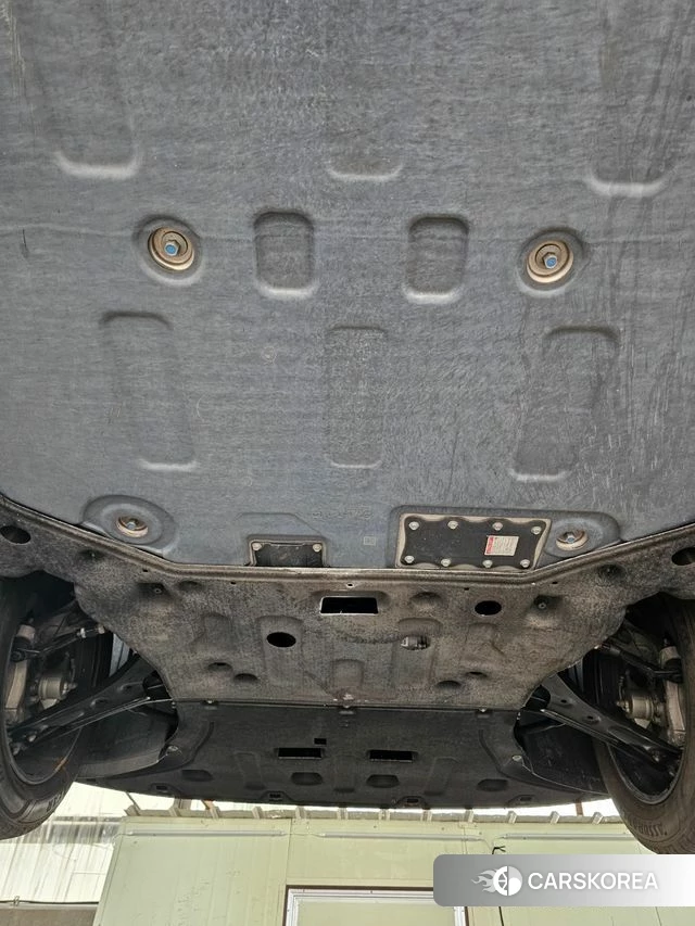 Hyundai Ionic 5 id 3889287 из Кореи 10