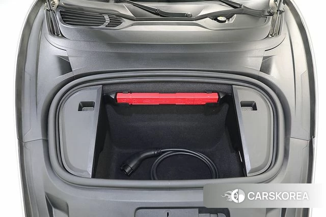 Porsche Taycan id 3889320 из Кореи 10