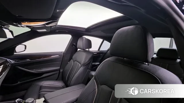 BMW 5 Series (G30) id 3012744 из Кореи 10