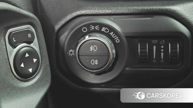 Jeep Wrangler (JL) id 4542980 из Кореи 10