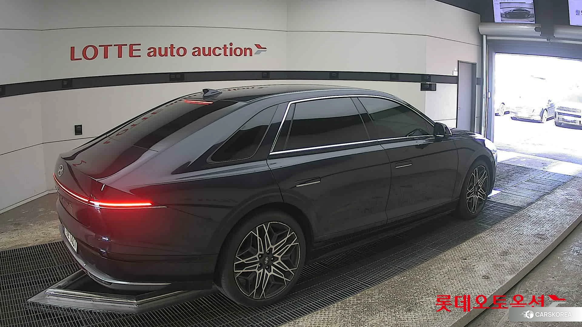 Hyundai Grandeur Hybrid id 3882106 из Кореи 10