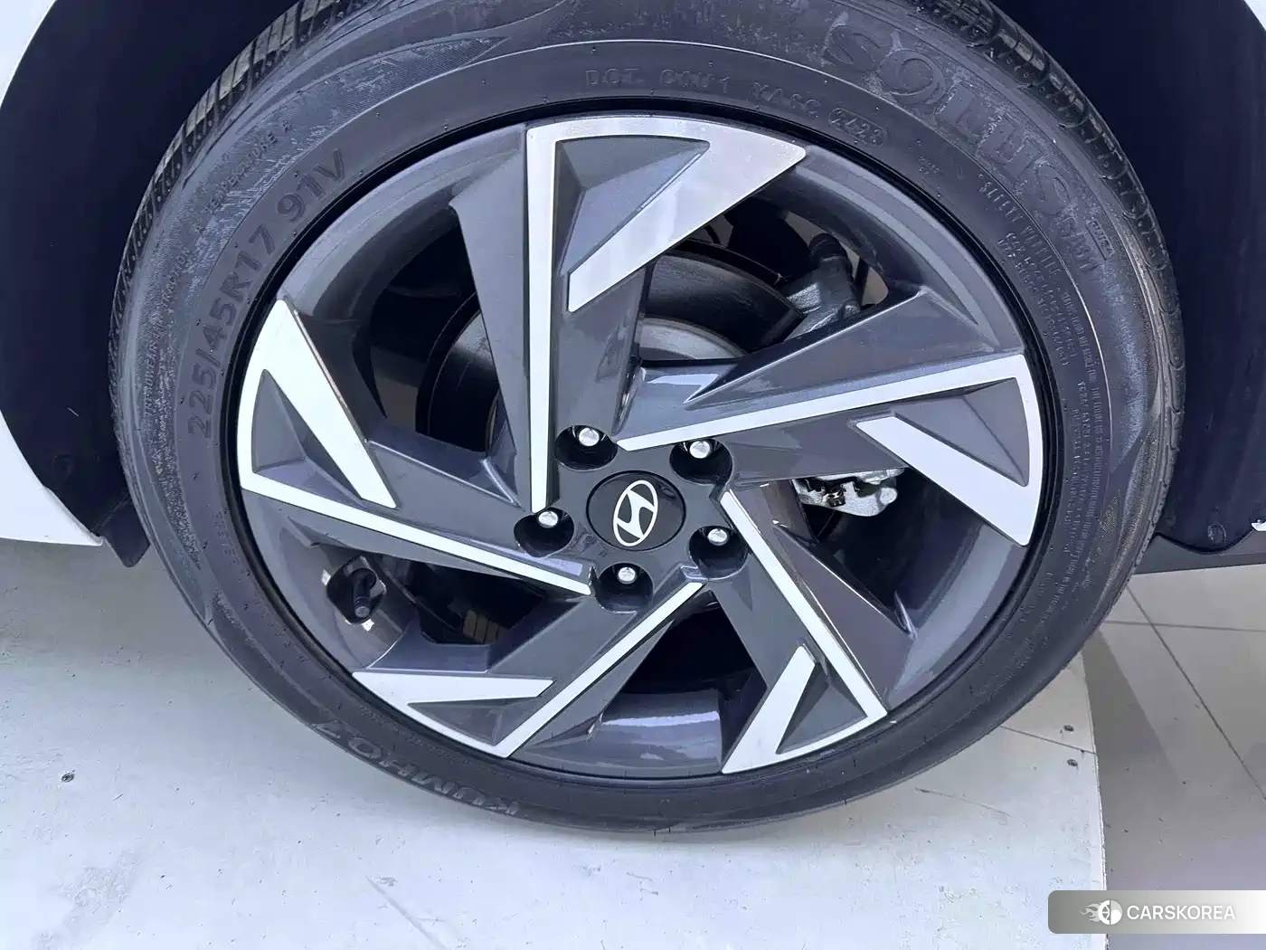 Hyundai Elantra id 4548128 из Китая 10