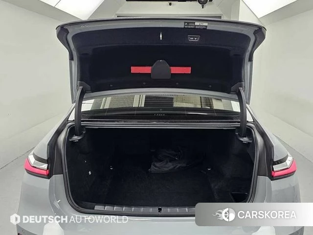BMW i7 (G70) id 4540498 из Кореи 10