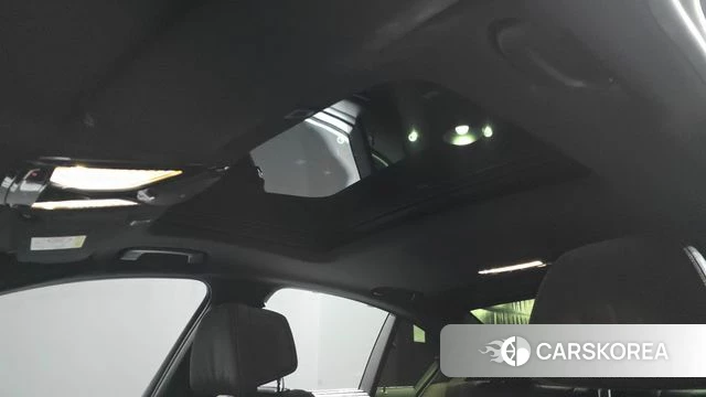 BMW 5 Series (G30) id 3799943 из Кореи 10