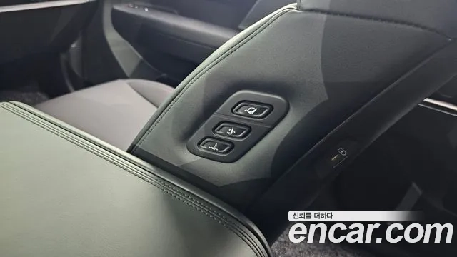 Hyundai Santa Fe (MX5) id 2919881 из Кореи 10