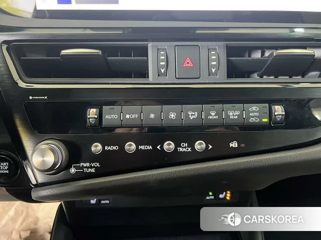 Lexus ES id 4262150 из Китая 10