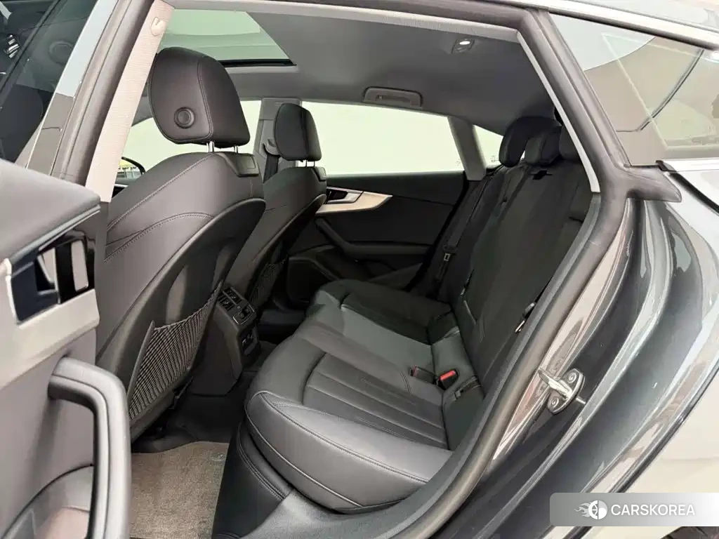 Audi A5 id 4629687 из Китая 10