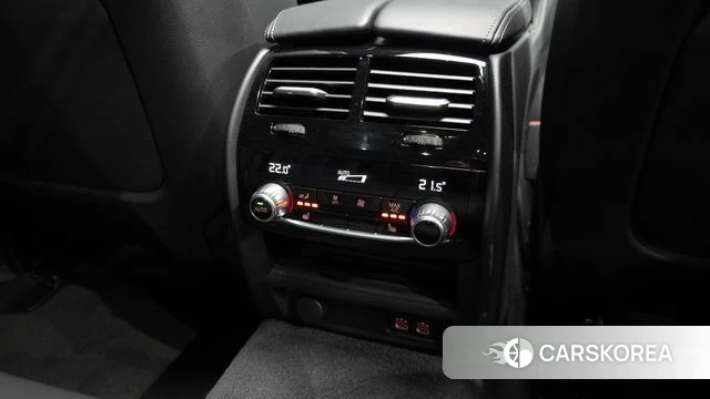 BMW 5 Series (G30) id 4528585 из Кореи 10