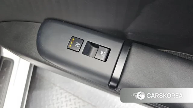 Hyundai Grandeur Hybrid (GN7) id 3300337 из Кореи 10