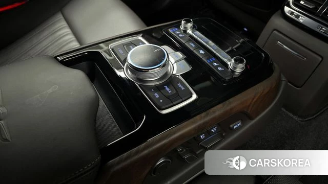 Genesis G90 id 3954845 из Кореи 10