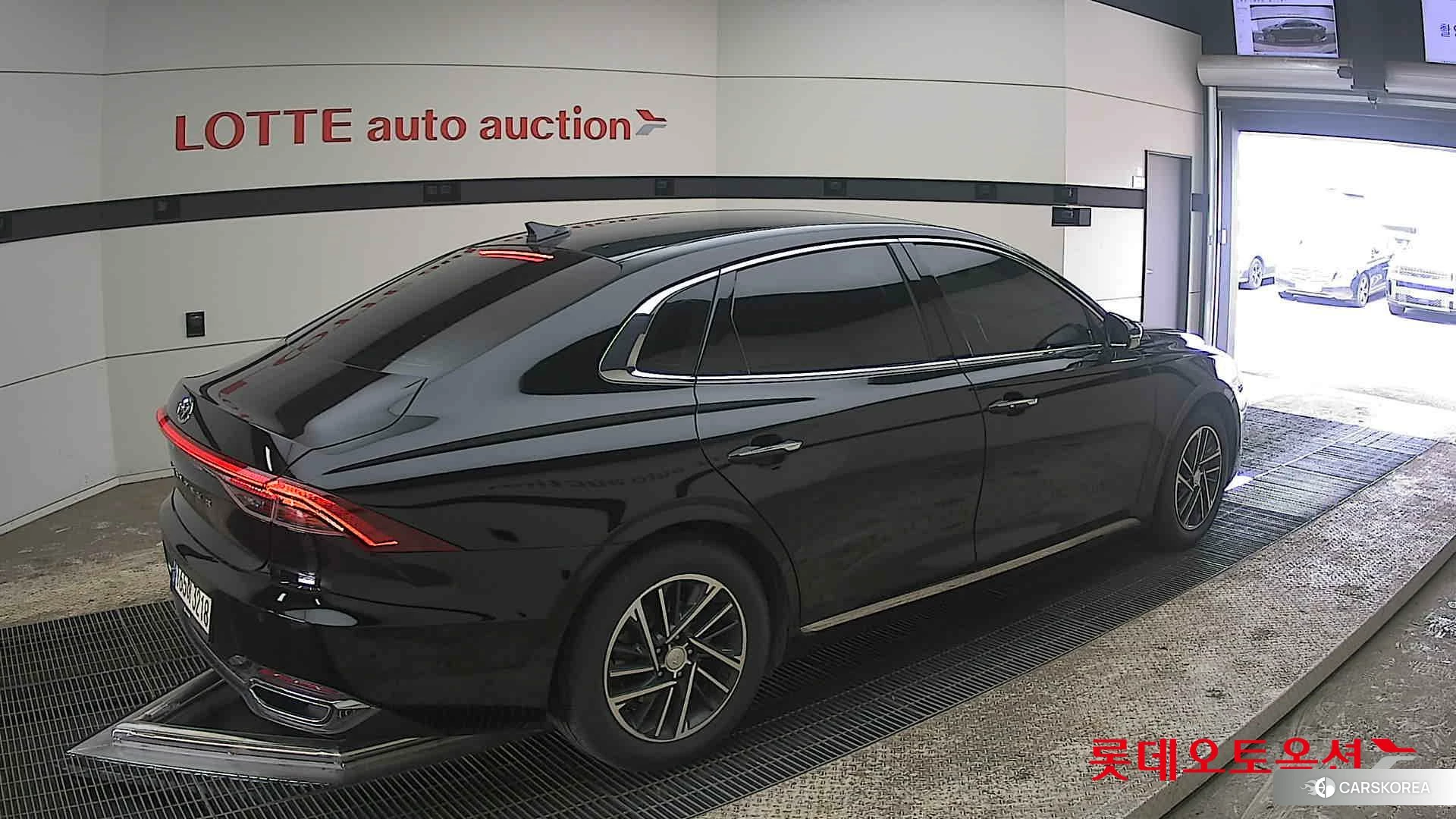 Hyundai Grandeur id 3875799 из Кореи 10