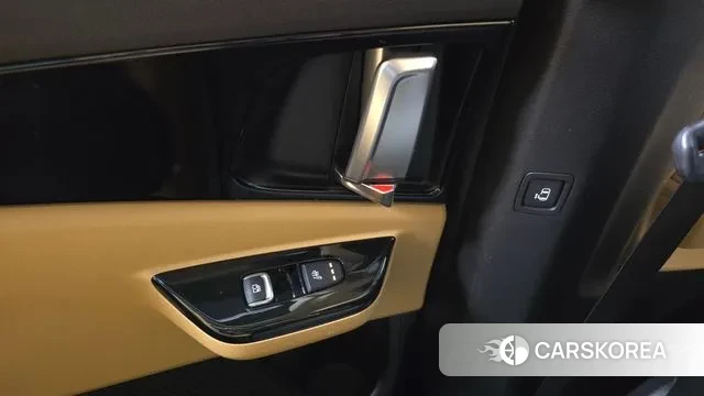 Kia Carnival 4th generation id 3686365 из Кореи 10