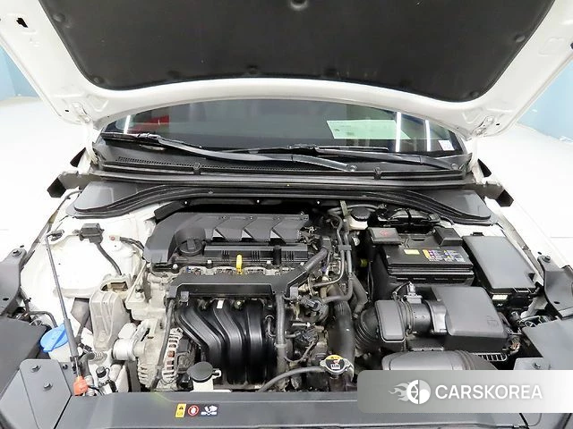 Hyundai The New Avante AD id 3942322 из Кореи 10