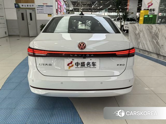 Volkswagen Lavida id 4366141 из Китая 10