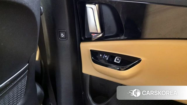 Kia Carnival 4th generation id 3884287 из Кореи 10