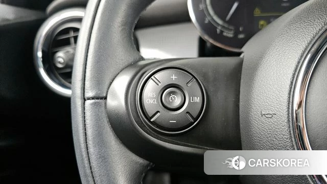 Mini Cooper id 4245201 из Кореи 10