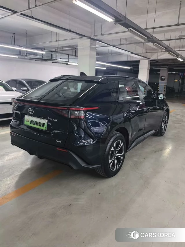 Toyota FAW bZ4X id 4272622 из Китая 10