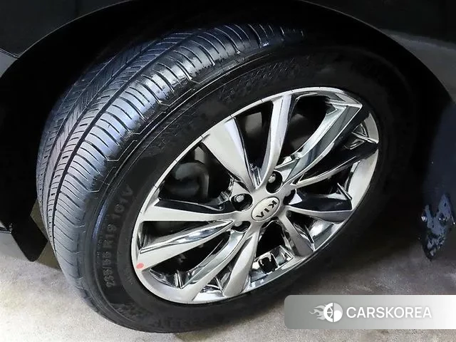 Kia The New Carnival id 3708982 из Кореи 10