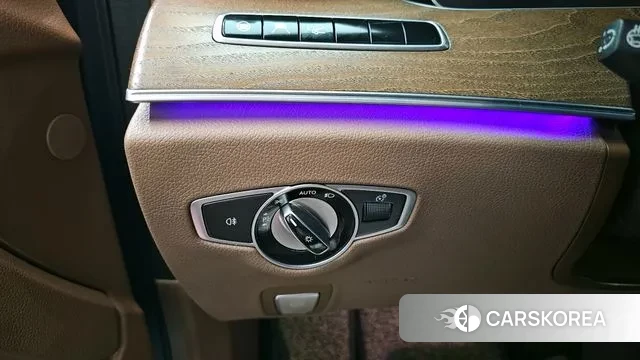 Mercedes-Benz E-Class W213 id 3243285 из Кореи 10